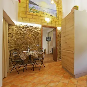  Hébergement de vacances Antica Cefalu'
